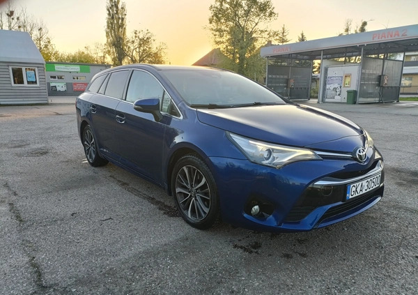 Toyota Avensis cena 44300 przebieg: 211000, rok produkcji 2016 z Ostrołęka małe 79